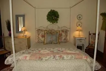 Circular Manor Bed And Breakfast